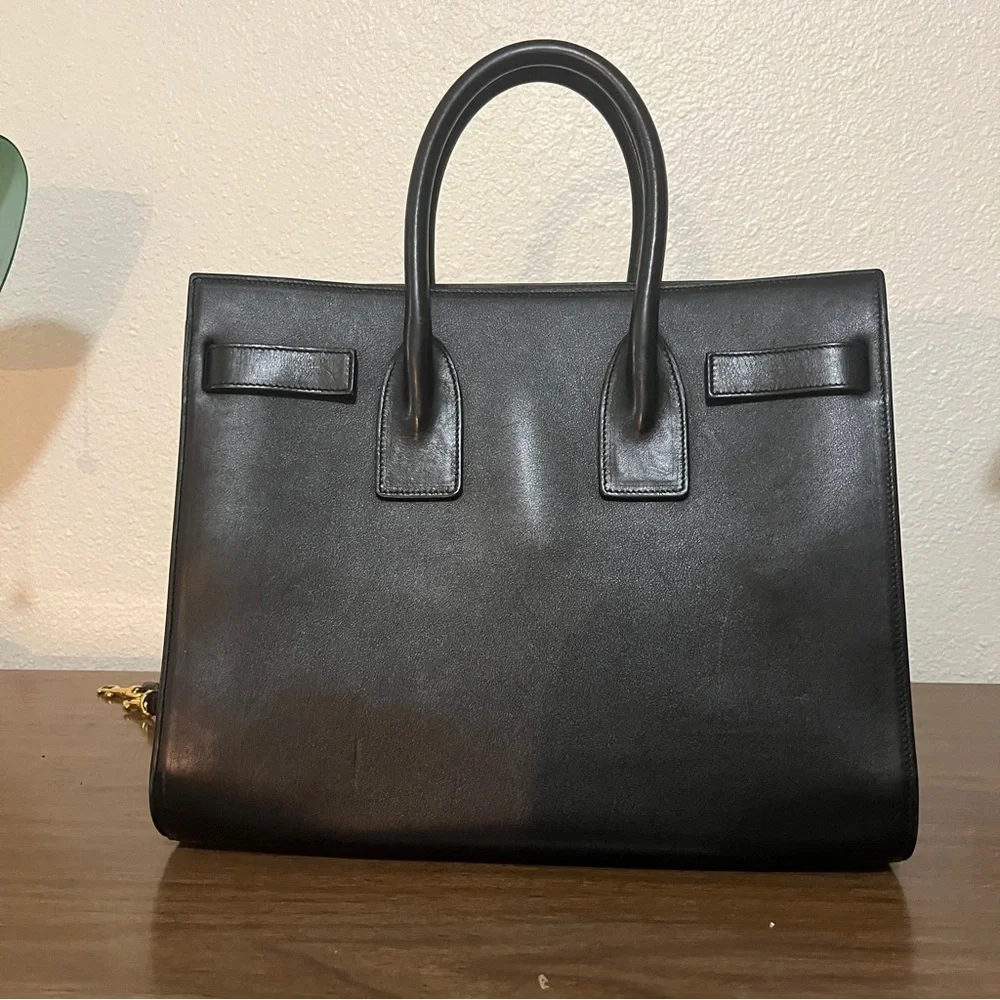 Saint Laurent Sac De Jour Small Black with Gold Hardware - Picture 5 of 16